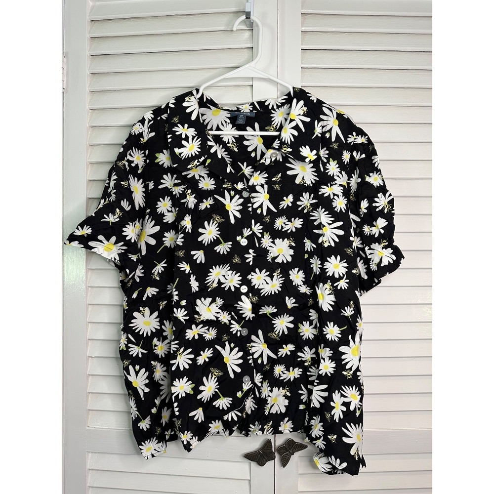 ModCloth Plus Size 3X Black Daisy & Bee Print SS Peter Pan Collar Button Up Top